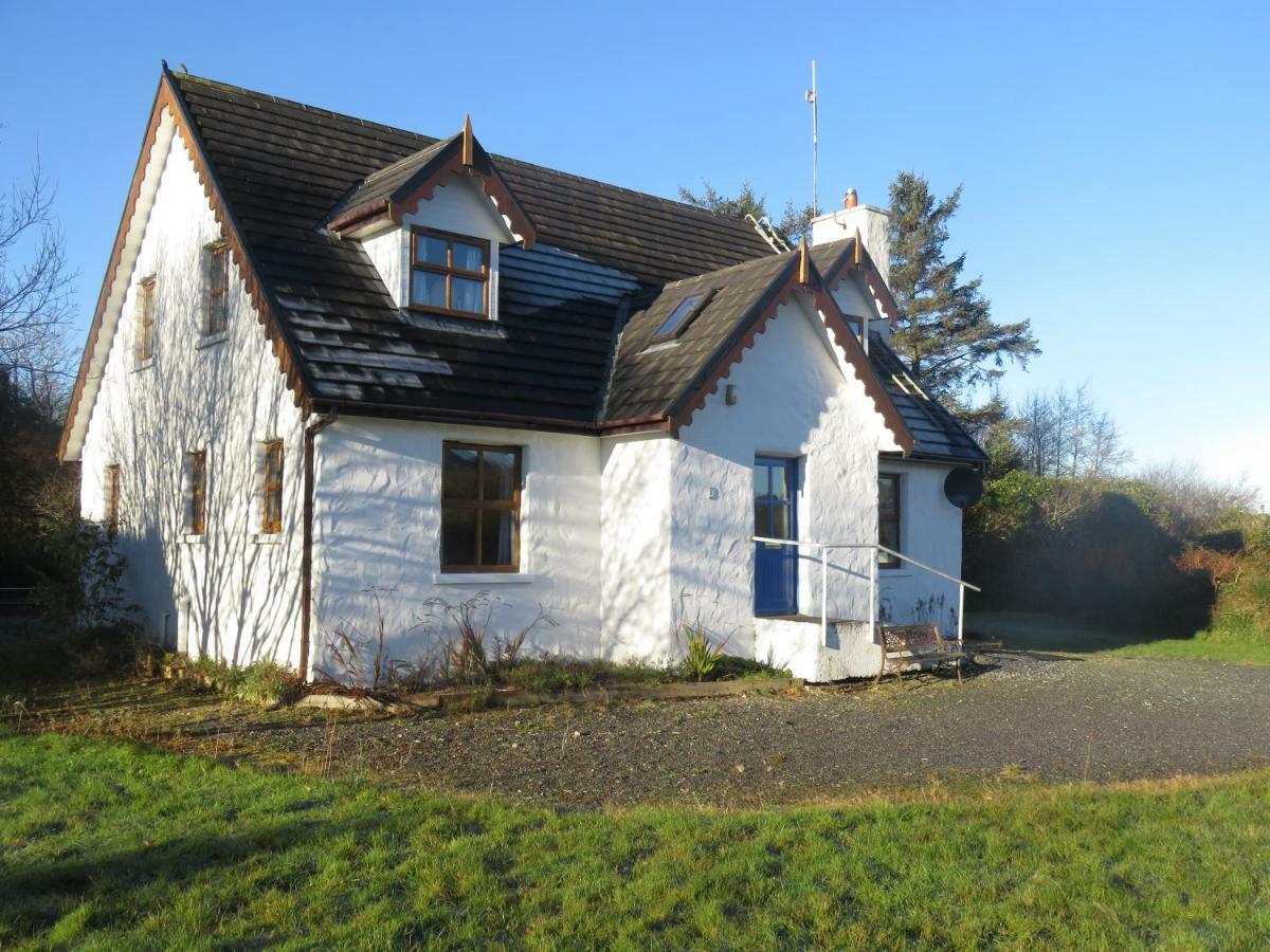 Letterfrack Farm Cottage In Village On A Farm Beside Connemara National Park Exterior photo