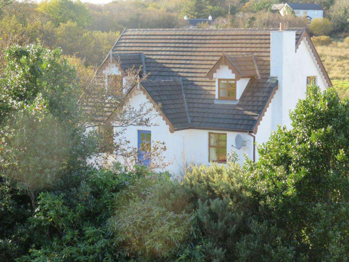 Letterfrack Farm Cottage In Village On A Farm Beside Connemara National Park Exterior photo